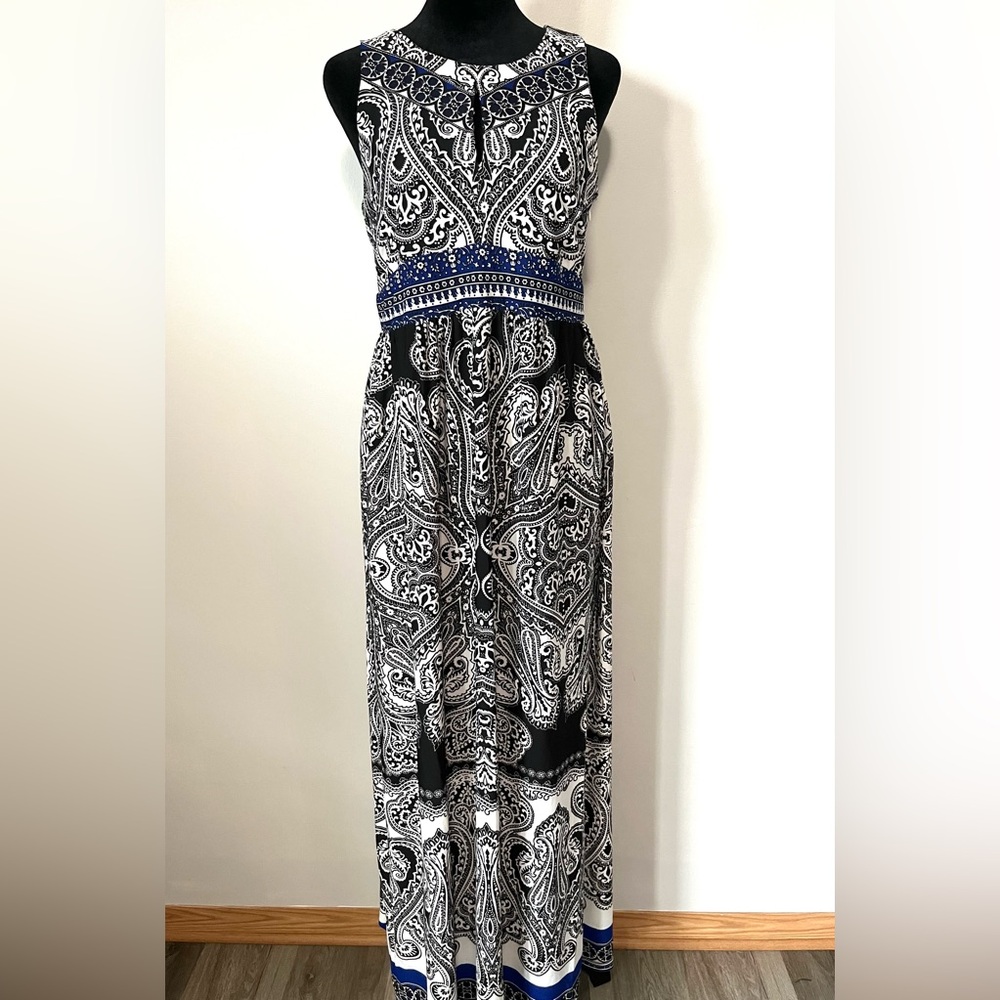 Grifflin Paris Black White Blue Paisley Abstract Sleeveless Maxi Dress Size Med